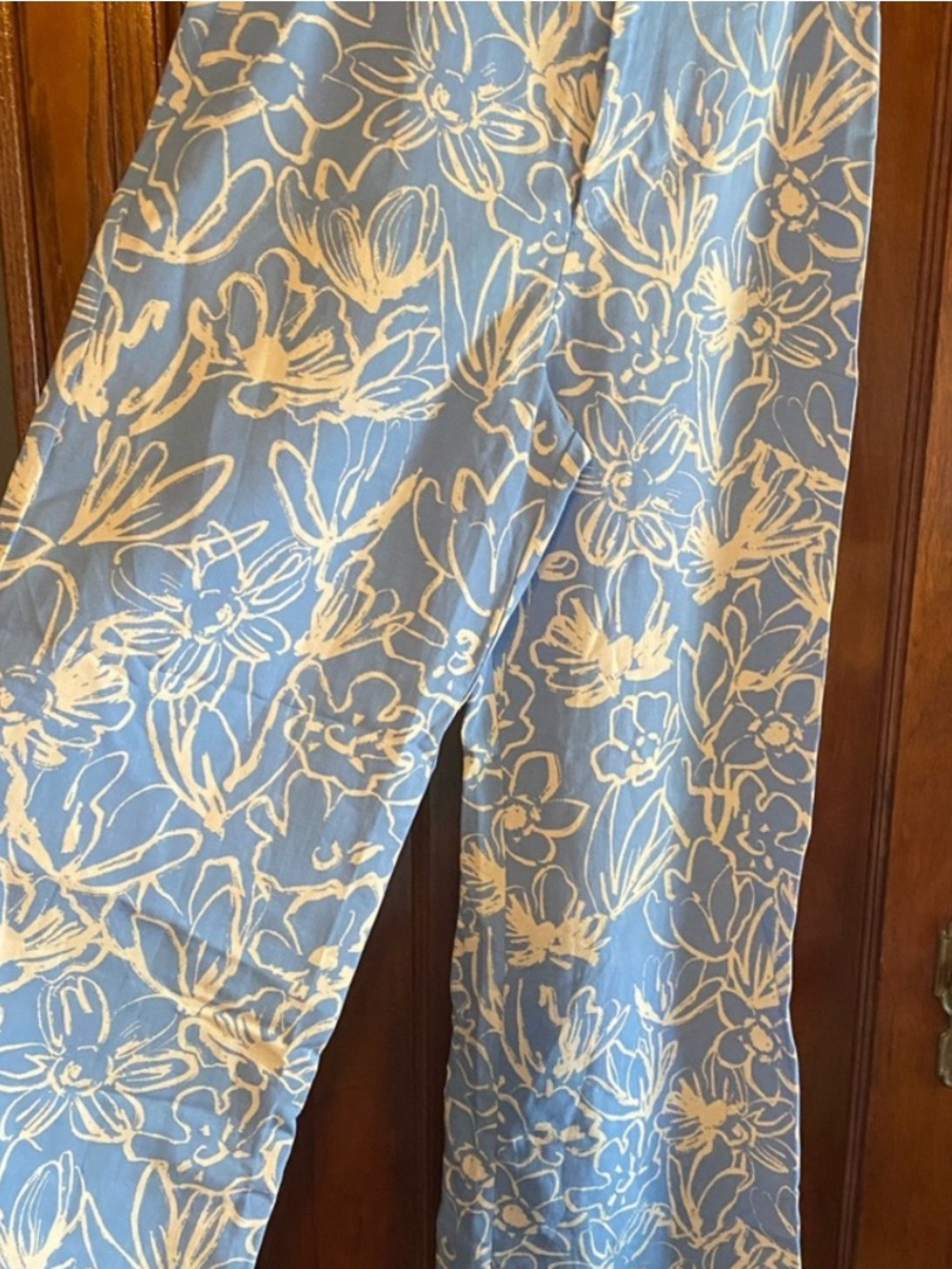 Zara • Floral wide leg pants